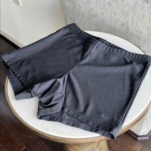 Women’s Nike Bike Shorts - S 4-6 - DRI-FIT